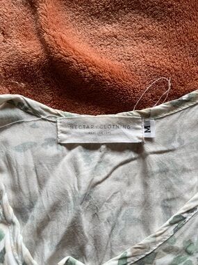 Nectar Clothing Green Floral Midi Dress